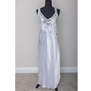 Vintage Natori 80s White Lace Nightgown
